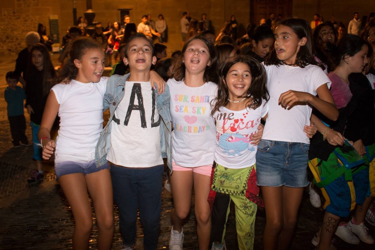 Fotos: Disparo del cohete de las fiestas de Gracias y de San Jerónimo Hermosilla en Santo Domingo