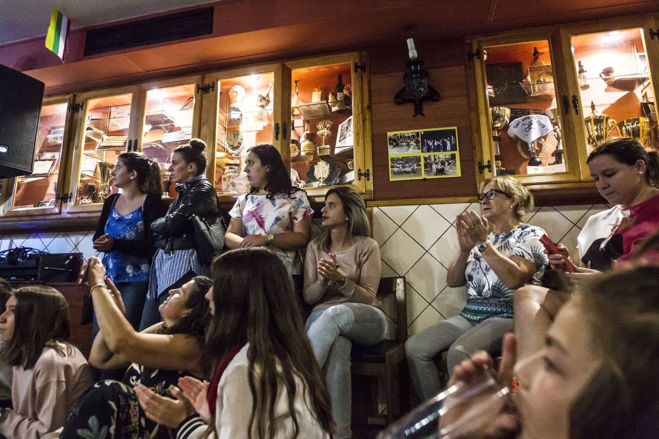 El local de la Peña La Rioja en la calle San Matías acogió el concierto de Jorge García