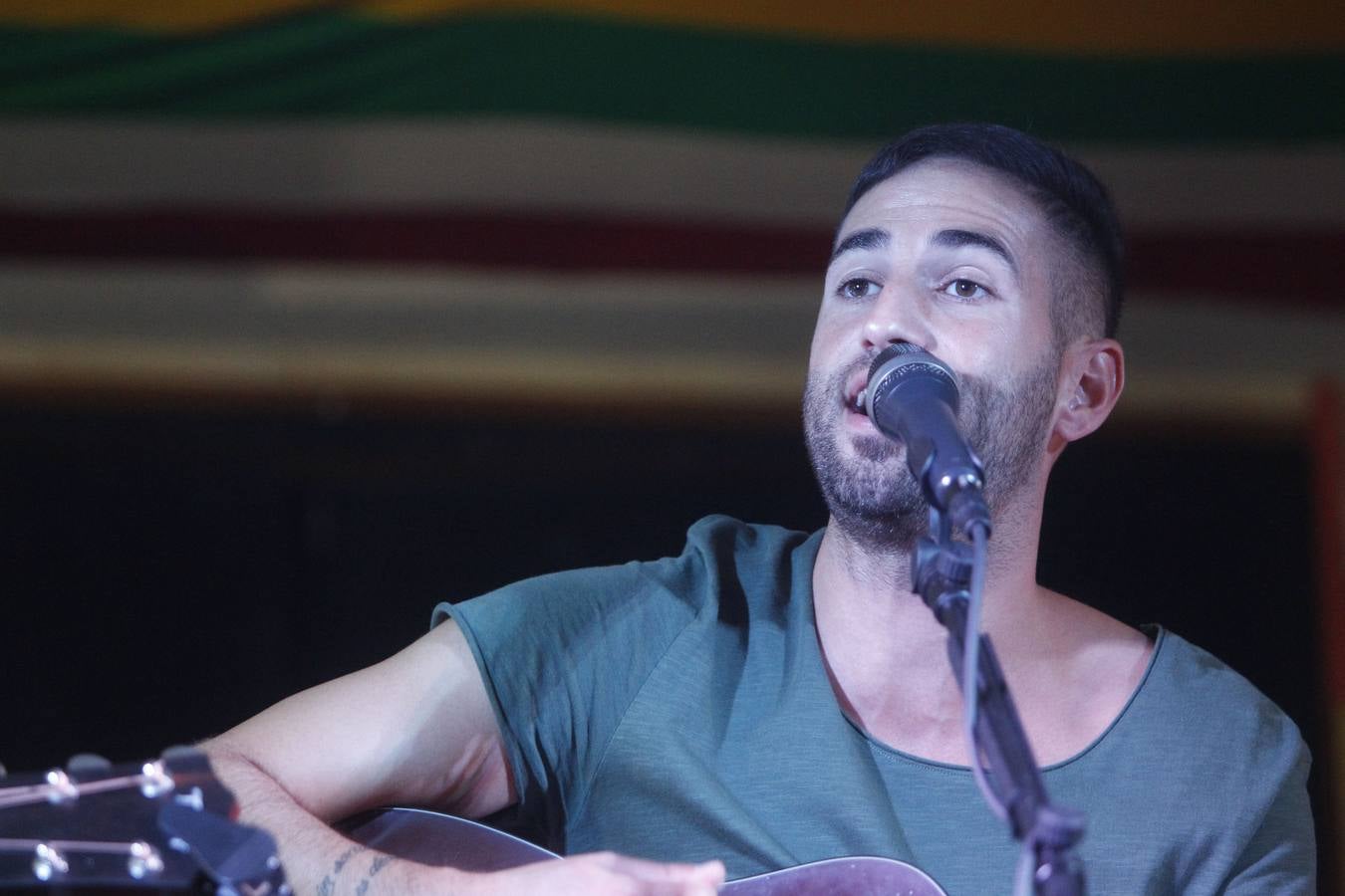 El local de la Peña La Rioja en la calle San Matías acogió el concierto de Jorge García