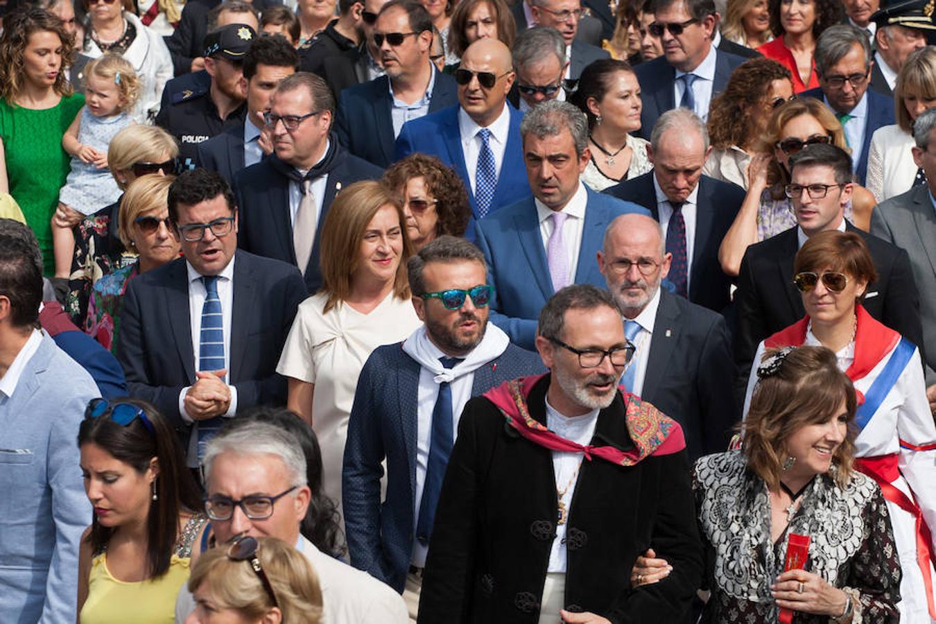 Dïa de San Mateo. Día grande en la ciudad con la ofrenda del primer mosto. El pisado y la posterior ofrenda del primer caldo a la virgen de Valvanera ocupó la mañana más institucional en El Espolón.