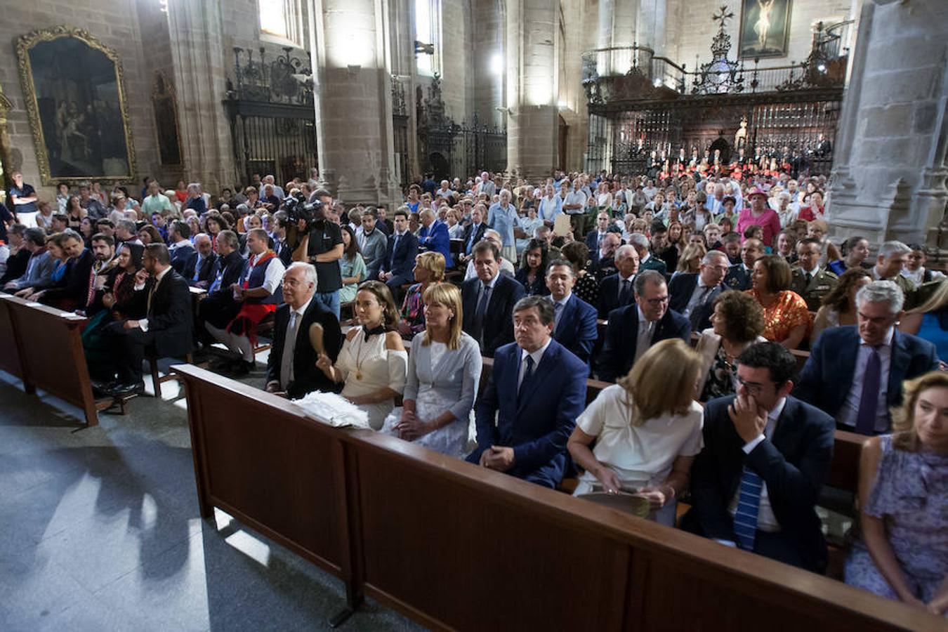 Dïa de San Mateo. Día grande en la ciudad con la ofrenda del primer mosto. El pisado y la posterior ofrenda del primer caldo a la virgen de Valvanera ocupó la mañana más institucional en El Espolón.