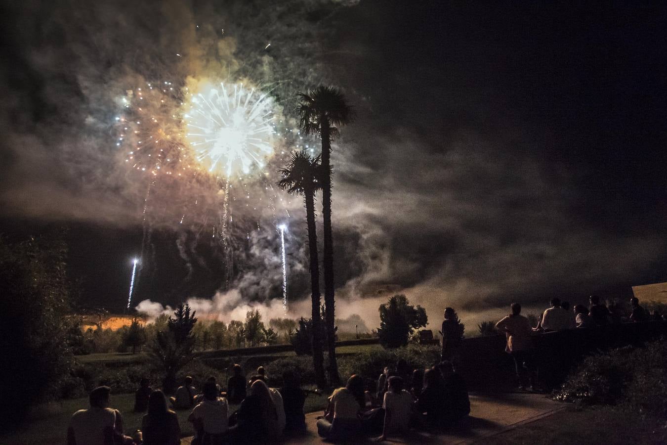 Fotos: Los fuegos del jueves 20