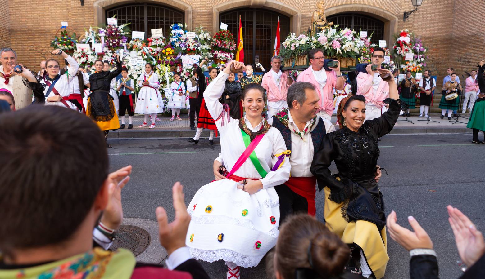 Fotos: Ofrenda floral a la virgen de Valvanera