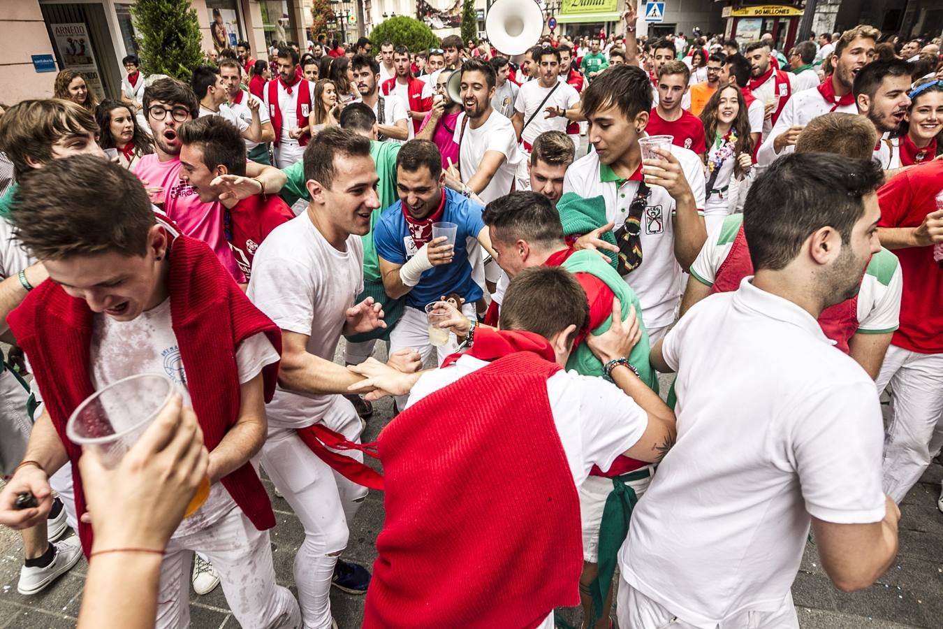 Las imágenes del inicio de las fiestas de Arnedo