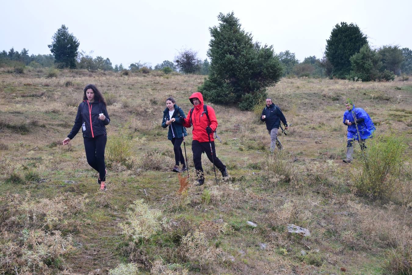 Cerca de 450 valientes tomaron la salida de la Marcha Hoyos de Iregua en Villoslada de Cameros