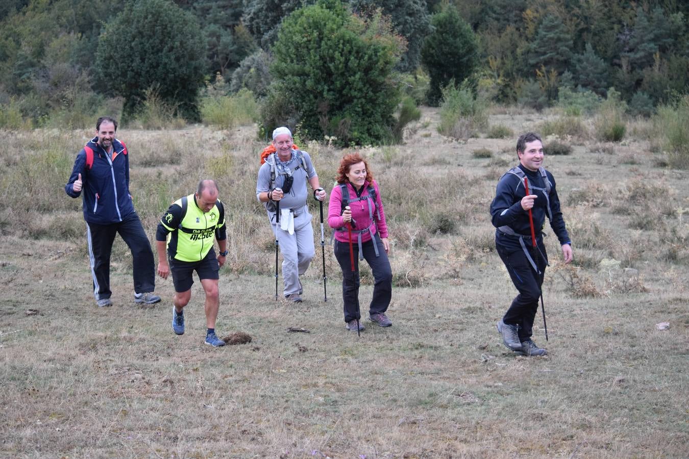 Cerca de 450 valientes tomaron la salida de la Marcha Hoyos de Iregua en Villoslada de Cameros