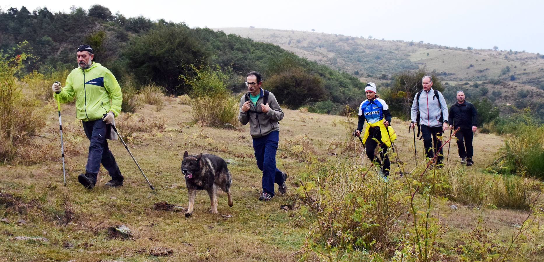 Cerca de 450 valientes tomaron la salida de la Marcha Hoyos de Iregua en Villoslada de Cameros