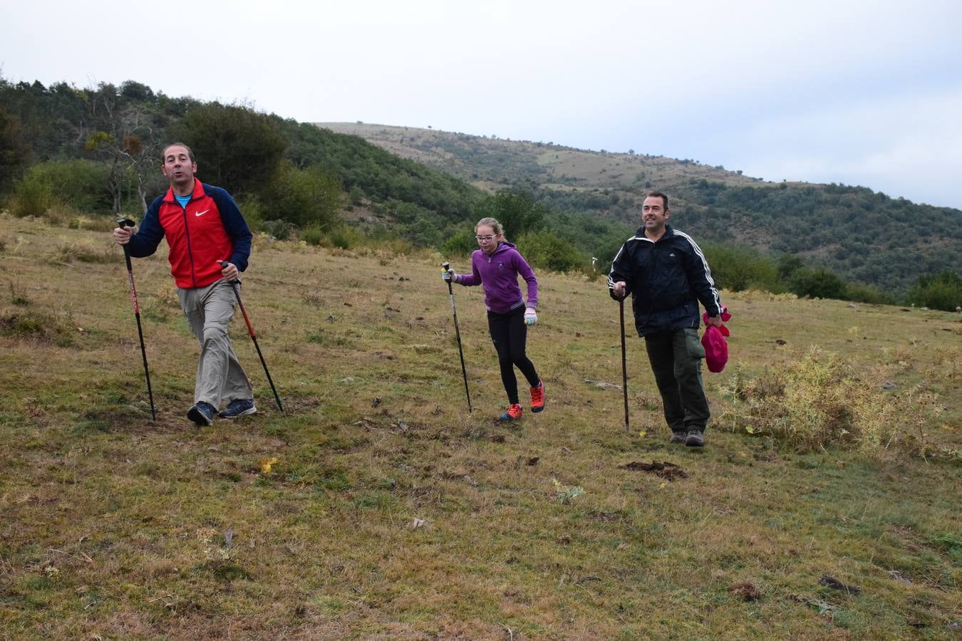 Cerca de 450 valientes tomaron la salida de la Marcha Hoyos de Iregua en Villoslada de Cameros