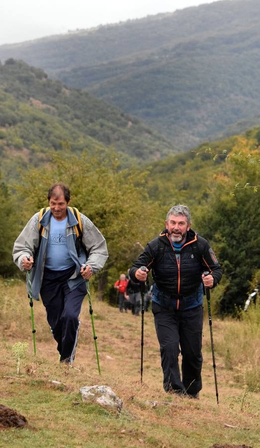 Cerca de 450 valientes tomaron la salida de la Marcha Hoyos de Iregua en Villoslada de Cameros