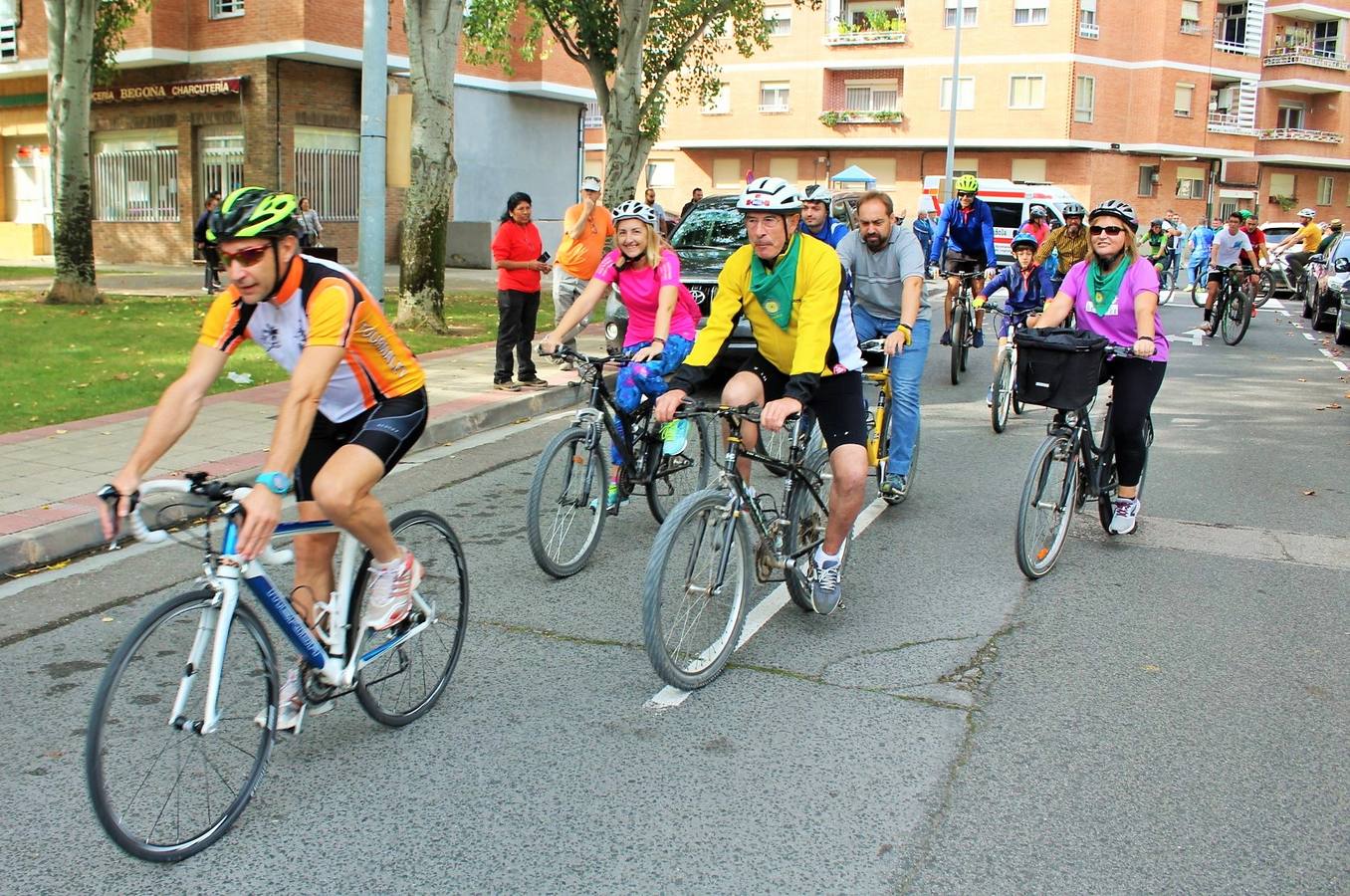 Las imágenes del paseo ciclista por los alrededores de Varea con la ciclista riojana