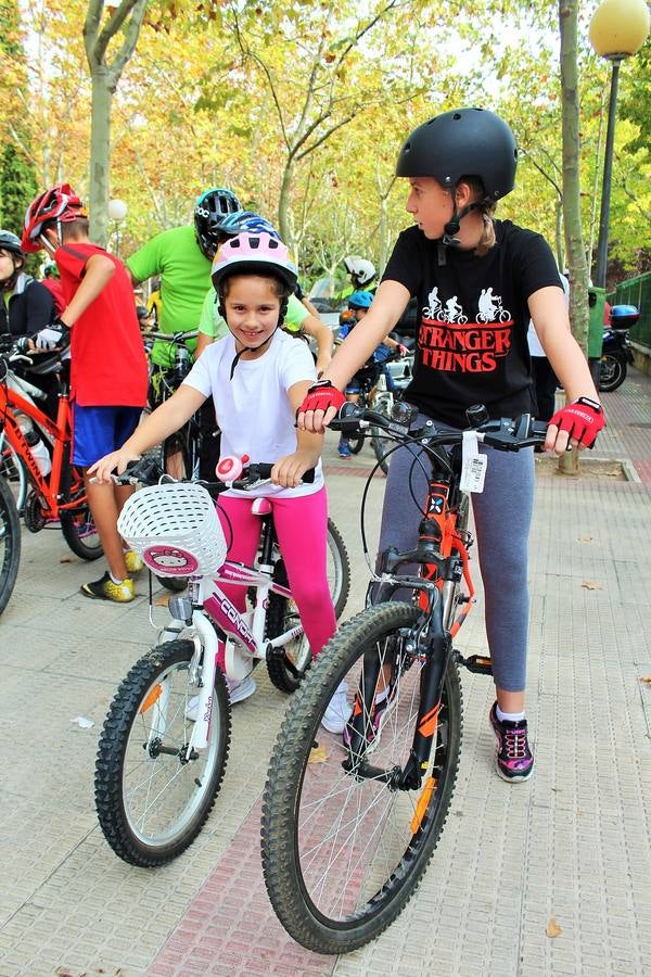 Las imágenes del paseo ciclista por los alrededores de Varea con la ciclista riojana