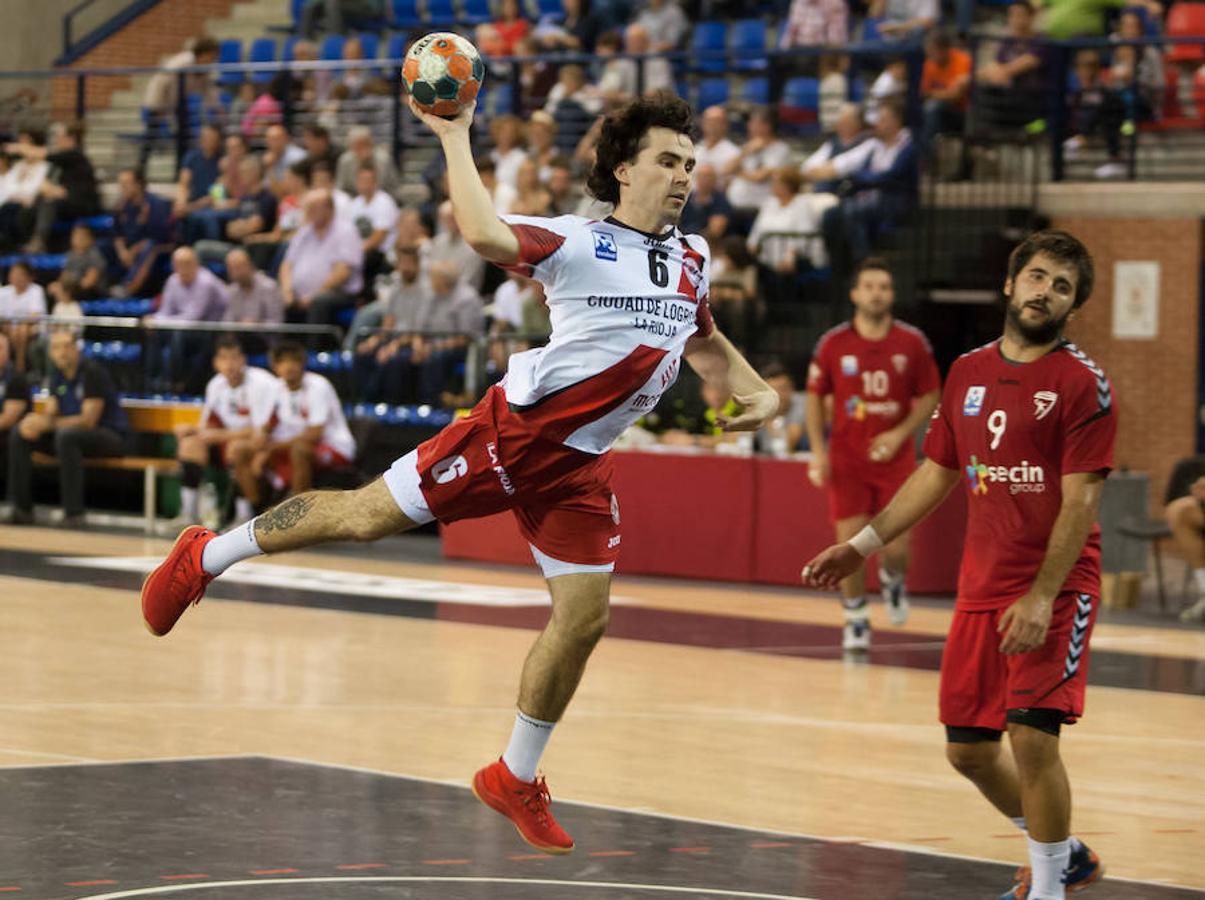 Empujados por el talento de Eduardo Cadarso el equipo riojano aplasta al Alcobendas 41-26 y asalta la segunda plaza de la Liga Asobal