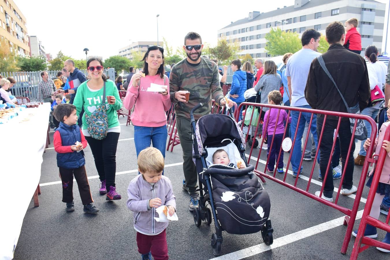 La Jefatura Superior de Policía de La Rioja celebró ayer su jornada de puertas abiertas, especialemente dedicada a los niños.