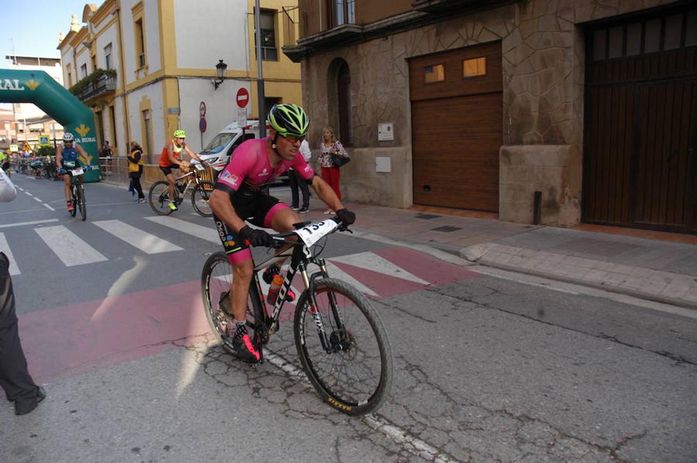 Imágenes del V duatlón disputado en Rincón de Soto el domingo.