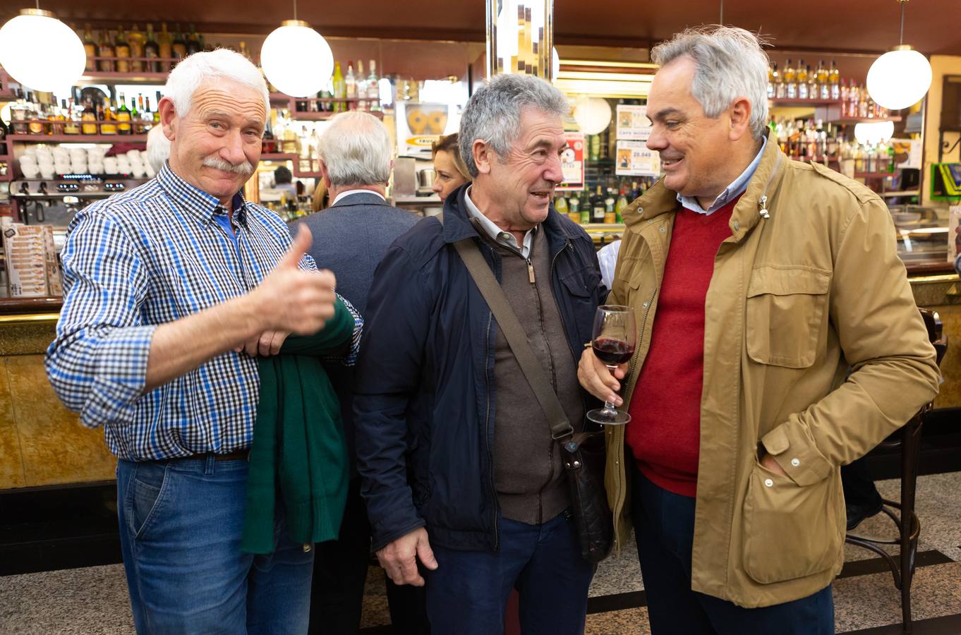 La socialista presenta su candidatura a encabezar la lista del PSOE a la Alcaldía de Logroño