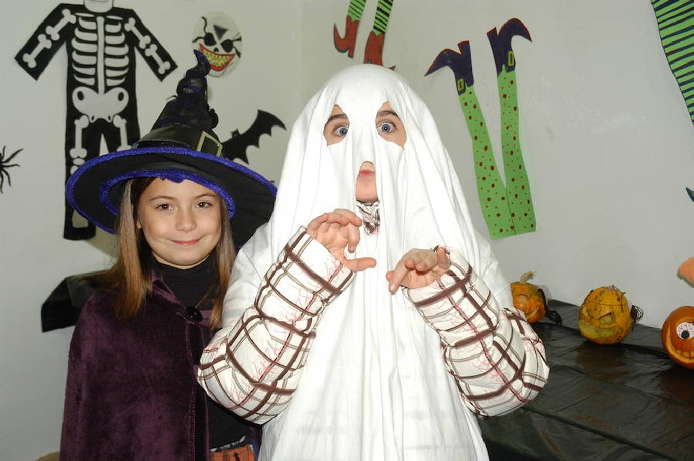 Día de las Calaveras en Cervera del Río Alhama donde ha habido pintacaras, chocolatada y concurso de calaveras hechas con calabazas. Debido a la lluvia se tuvo que celebrar en el hotel rural museo etnográfico de la alpargata.