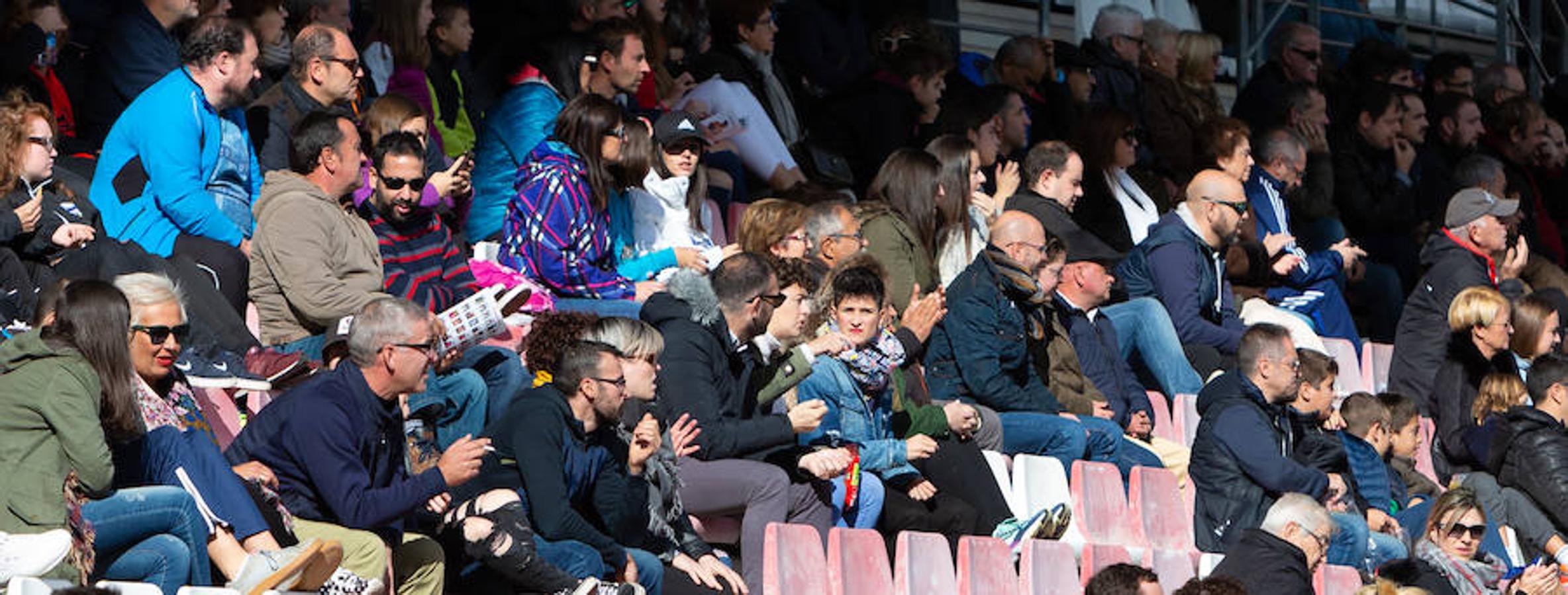 El EDF recupera la sonrisa después de ganar al Huelva en Las Gaunas por 2-0 y encadenar su segudo triunfo de año. Toca disfrutar.