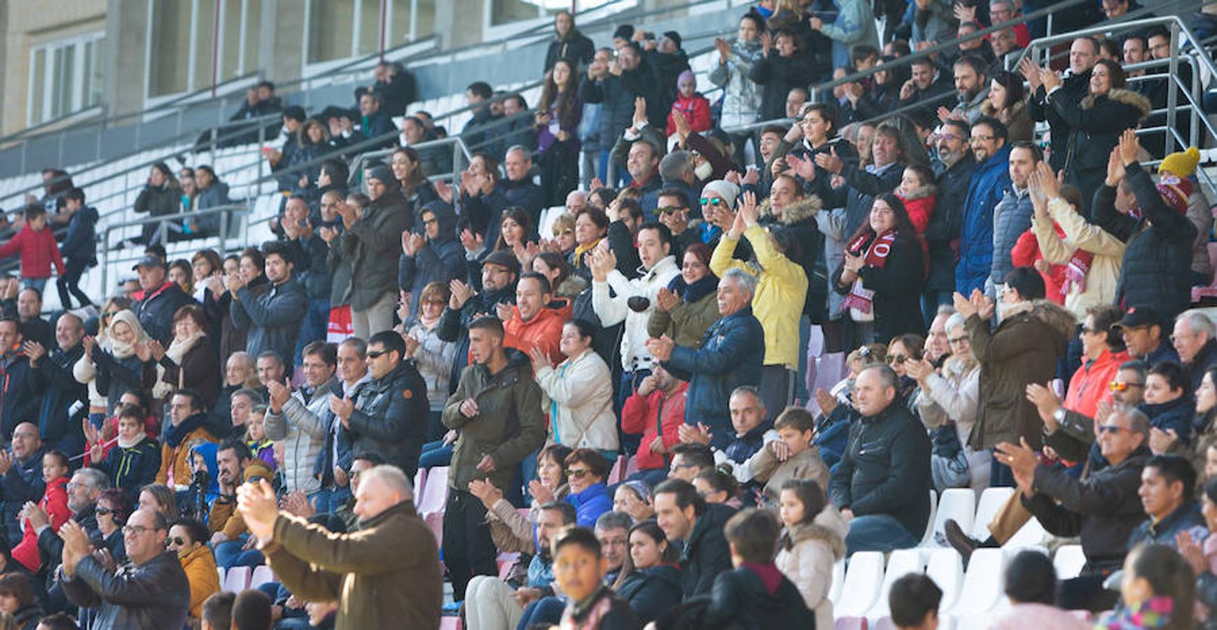 El EDF recupera la sonrisa después de ganar al Huelva en Las Gaunas por 2-0 y encadenar su segudo triunfo de año. Toca disfrutar.