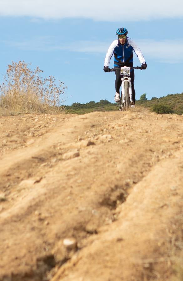 Más de 300 ciclistas participan en la Travesía del Mantible.