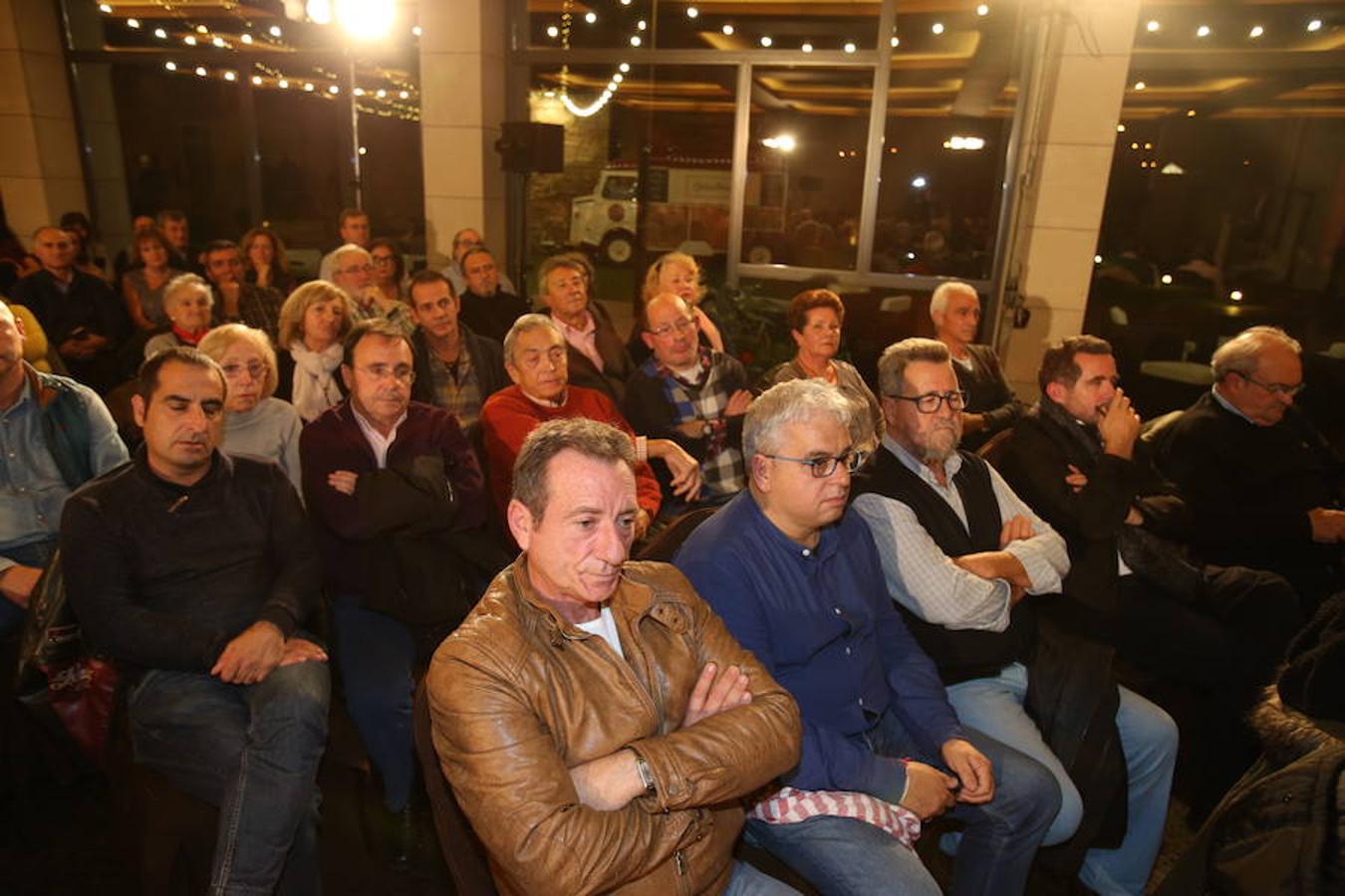 El ministro de Fomento, José Luis Ábalos ha intervenido en un acto del PSOE en La Rioja, junto a su secretario general, Francisco Ocón, y la secretaria federal de Mundo Rural y portavoz del Grupo Parlamentario Socialista, Concepción Andreu en el restaurante Delicatto de Logroño.