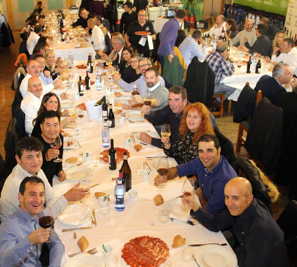 La Liga de Golf y Vino terminón con una cena alla que asistieron jugadores, organización y patrocinadores.