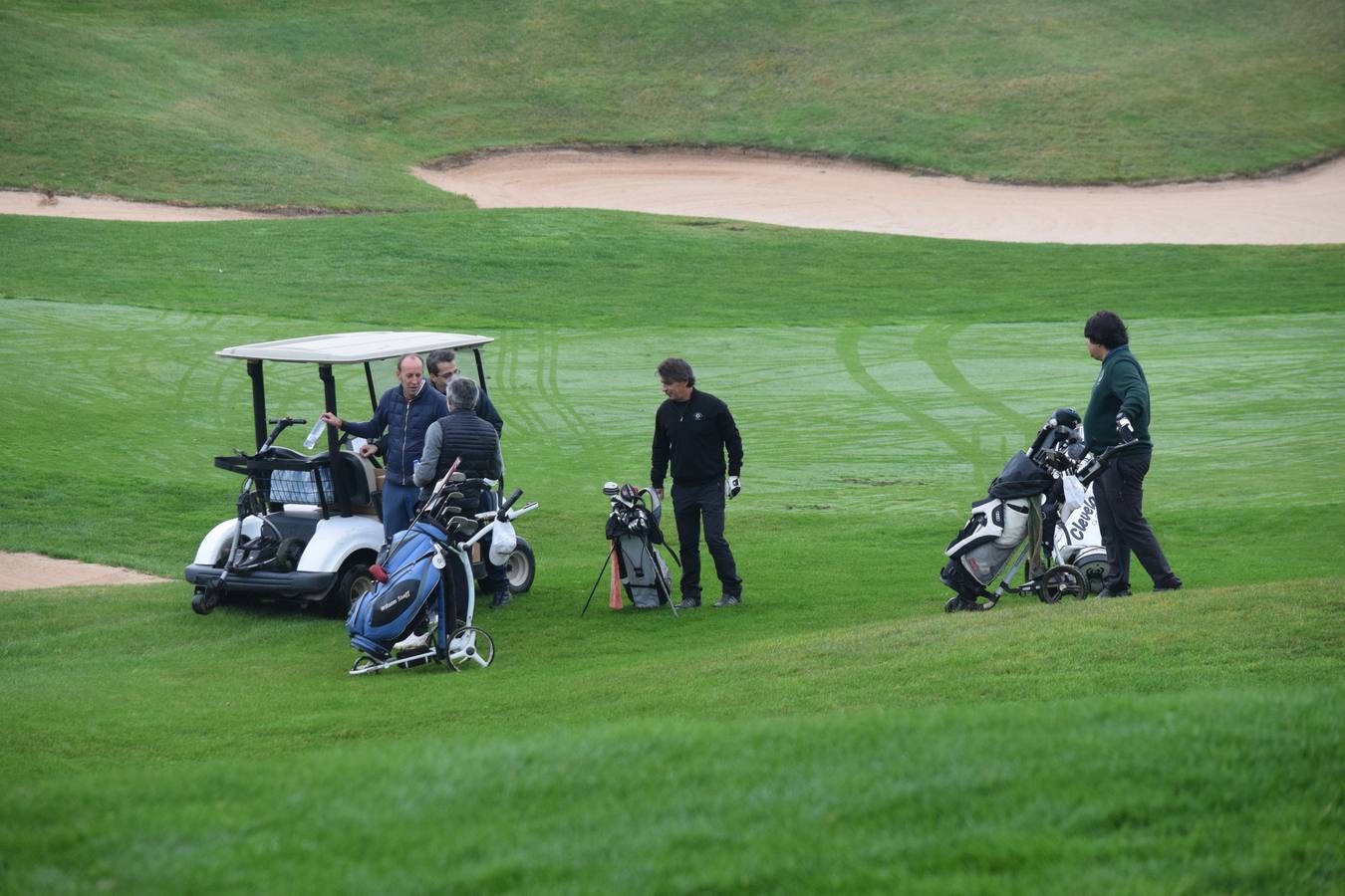 Imágenes de la final de la Liga de Golf y Vino de lomejordelvinoderioja.com.