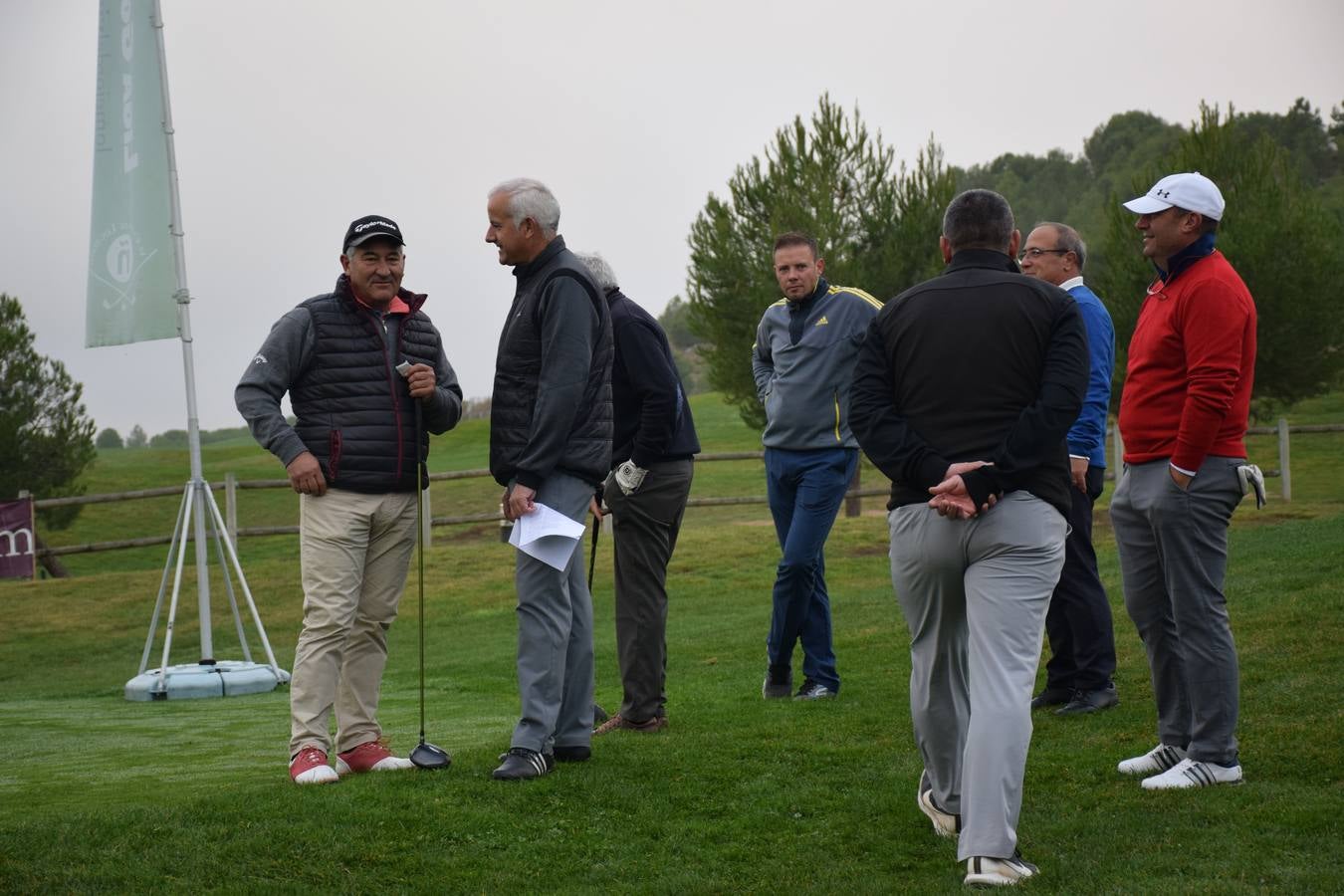 Imágenes de la final de la Liga de Golf y Vino de lomejordelvinoderioja.com.