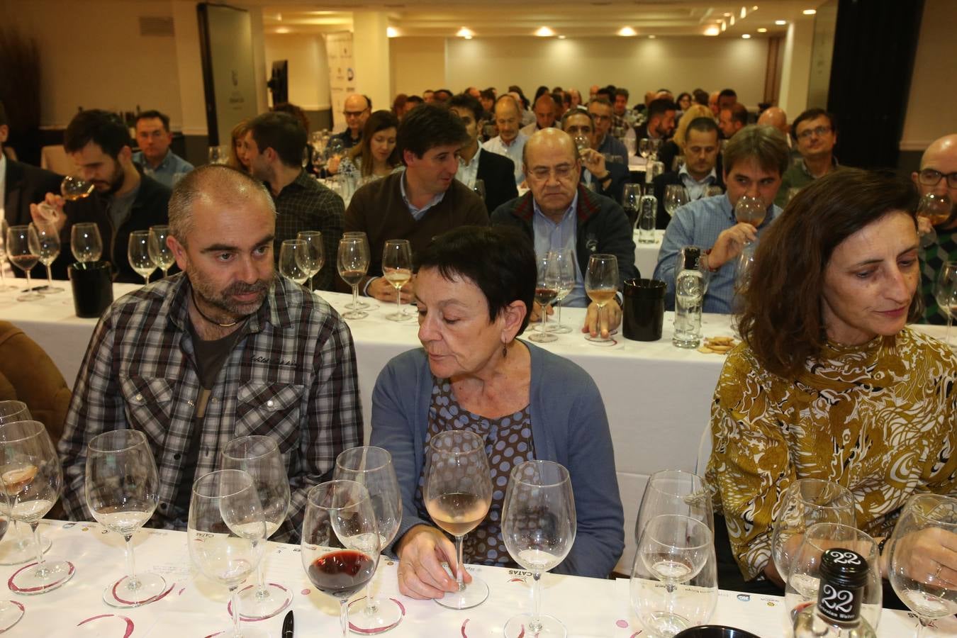 Lleno en la cata de lomejordelvinoderioja.com