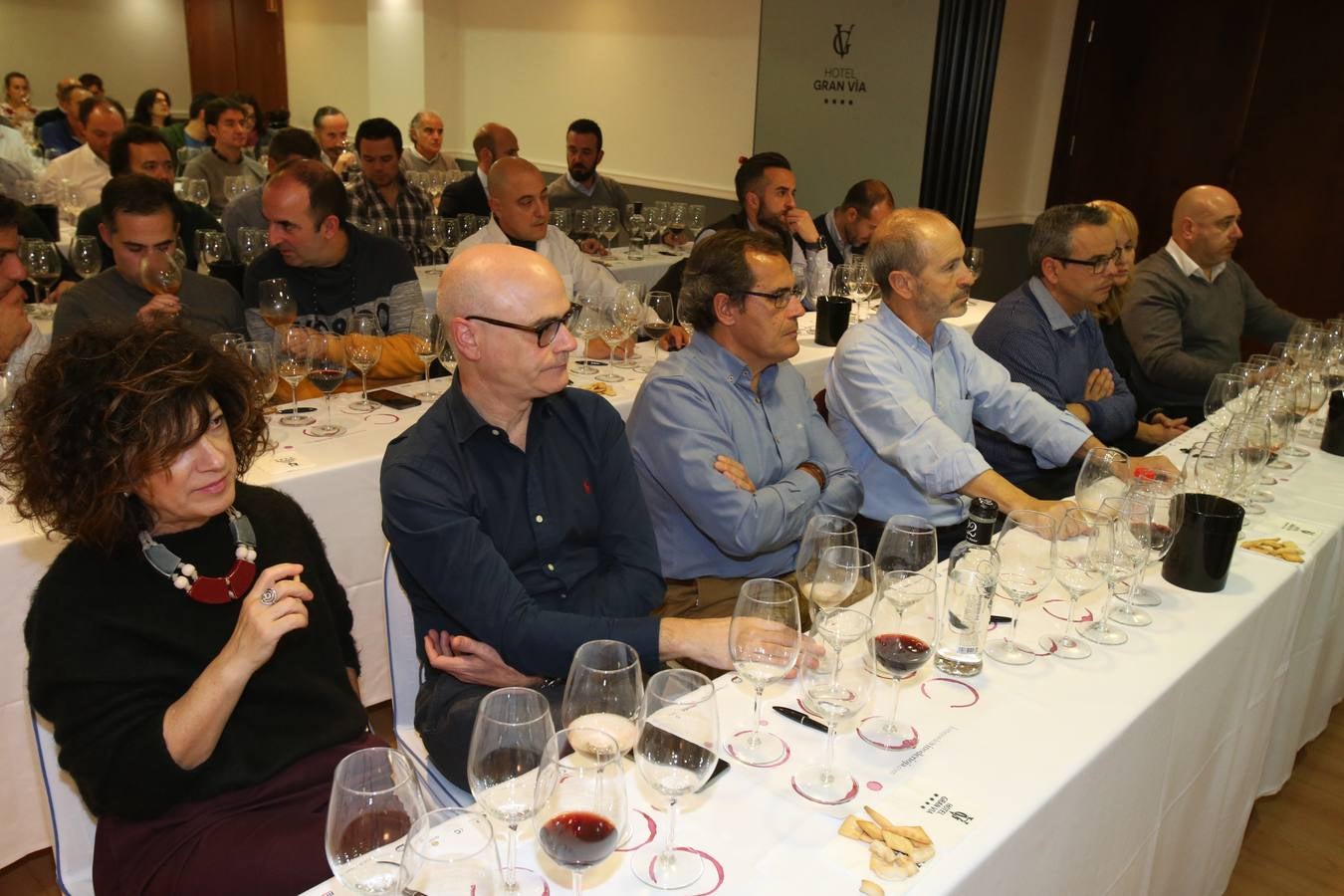 Lleno en la cata de lomejordelvinoderioja.com