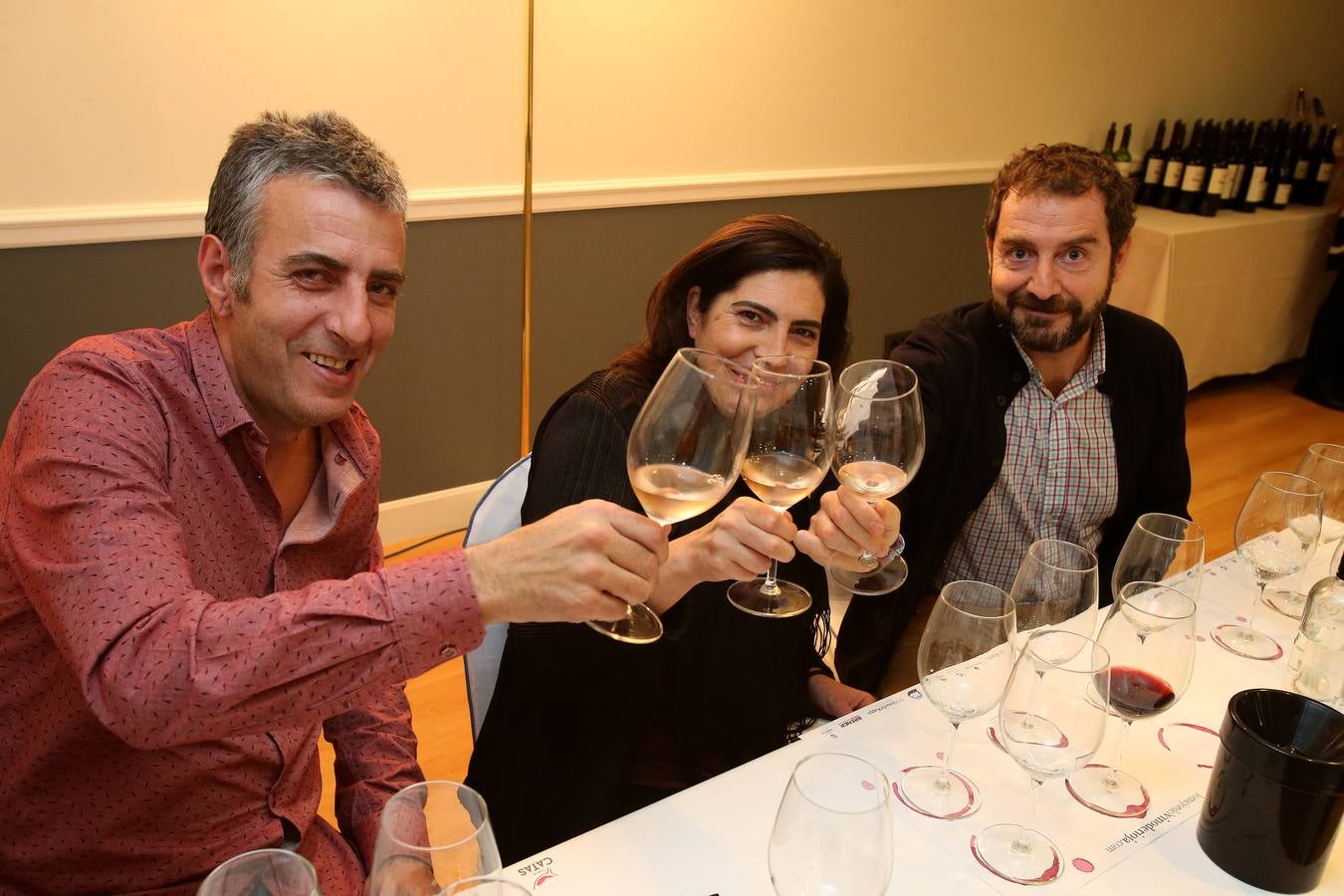 Lleno en la cata de lomejordelvinoderioja.com