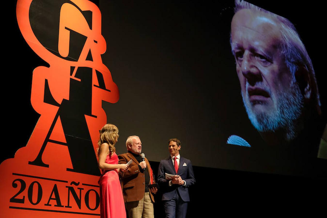 TVR celebró ayer su 20 aniversario en una grala que premió a Echanove, reyero y Carmona