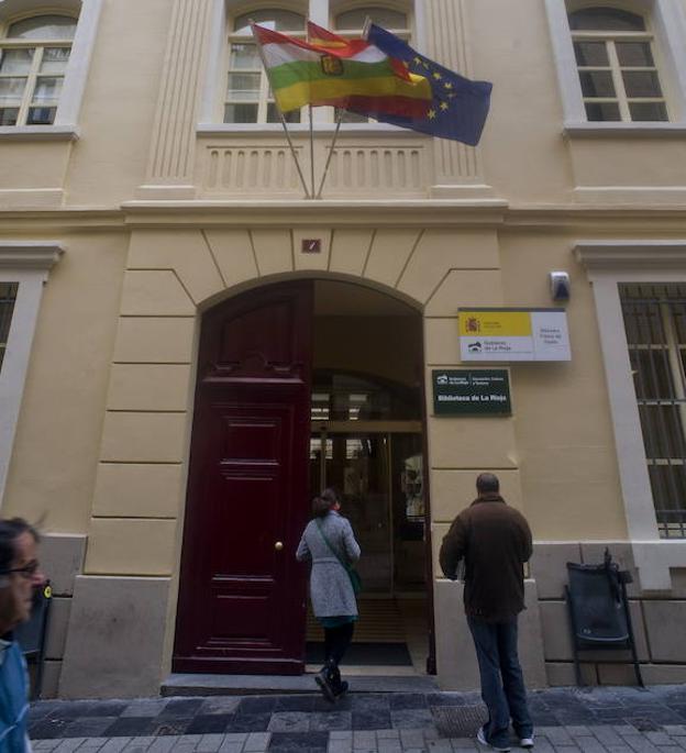 Una de las bibliotecas públicas de Logroño. 