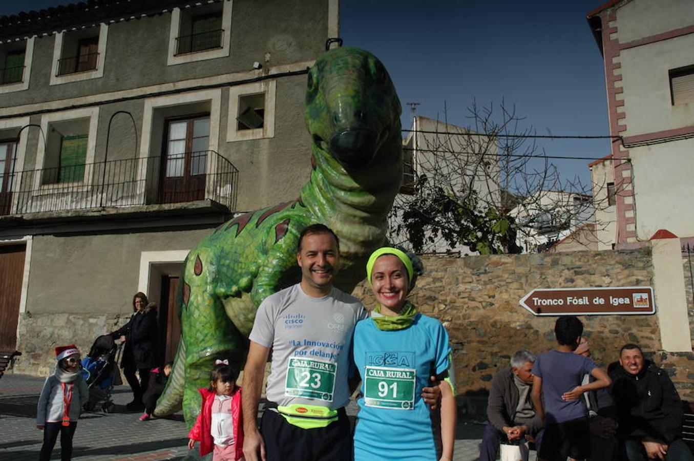 VI carrera 'Entre Dinosaurios Villa de Igea celebrada el domingo pasado por una ruta de más de 10 kilómetros campo a través en la que participaron 119 atletas. También hubo pruebas para niños en el casco urbano en las que compitieron 55 chavales.