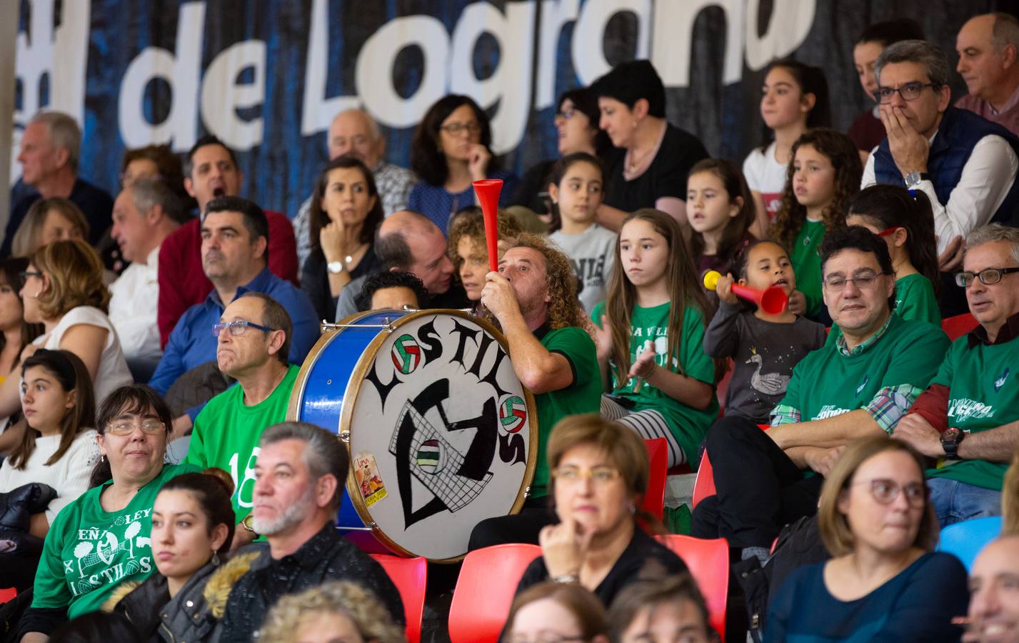 Las logroñesas vencen al OSACC Haro Rioja Voley con un 3-0 liderado por la capitana Dani y que les afianza en el liderato de la Liga Iberdrola