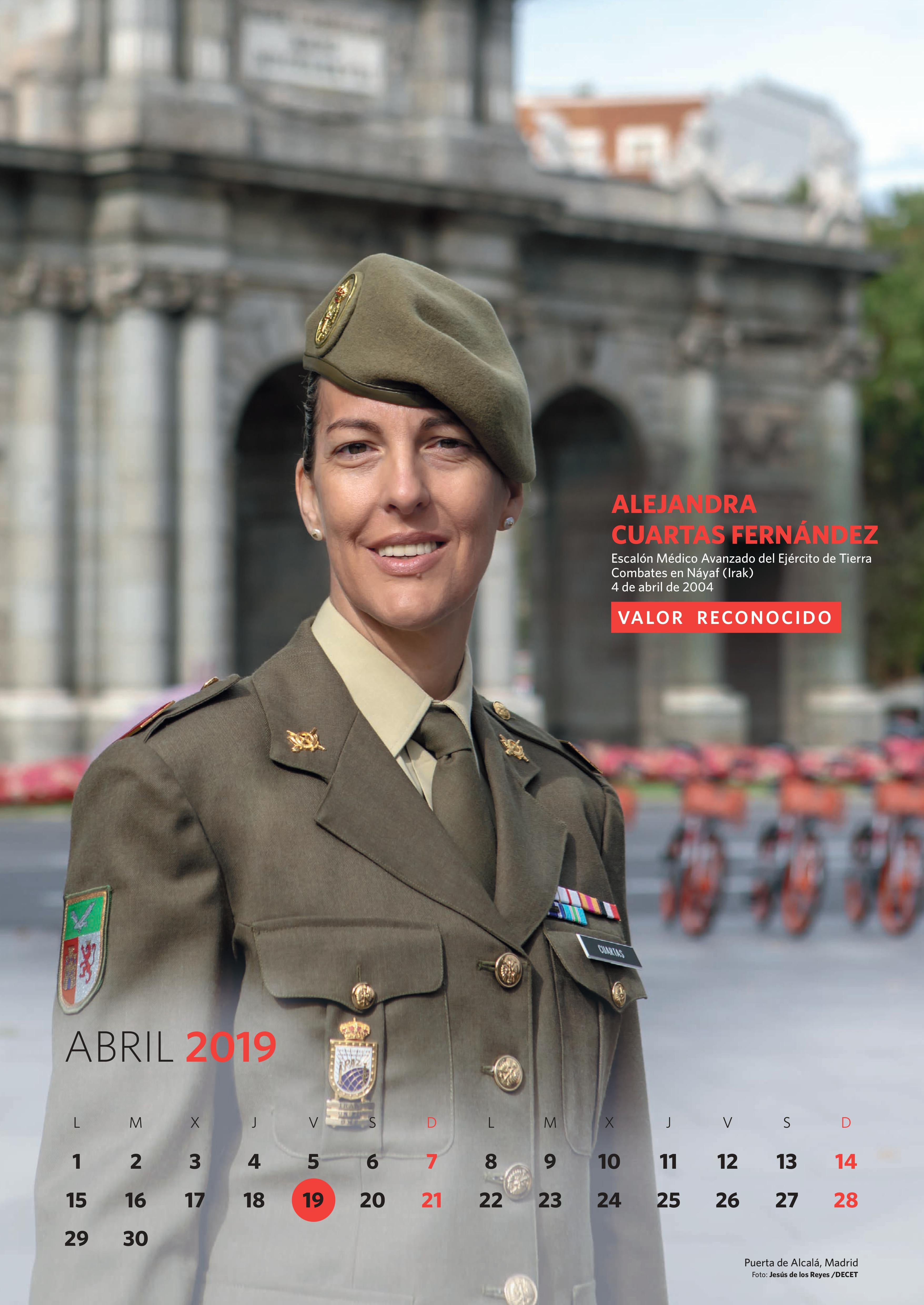 El Ejército de Tierra ha querido homenajear a las uniformadas incluyéndolas en su tradicional calendario