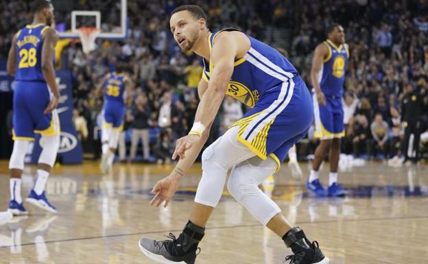 Stephen Curry, durante un partido con los Warriors.