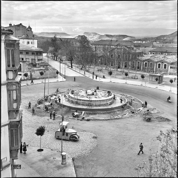 Proceso de construcción de la fuente de Murrieta.