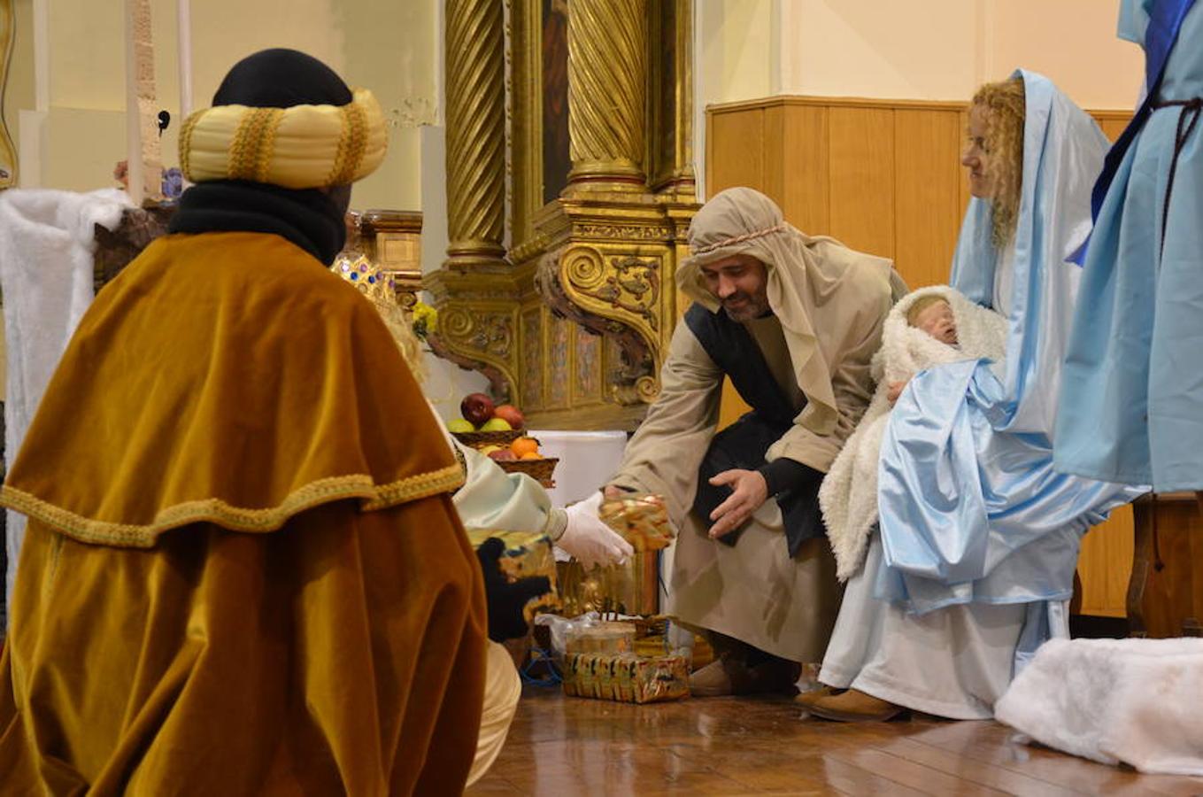 Representación de un belén viviente que ha habido esta tarde en el santuario del Carmen en Calahorra