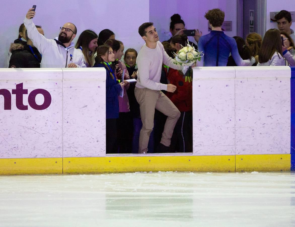 El patinador madrileño llenó Lobete para su exhibición de despedida.