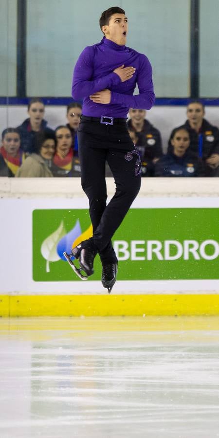 El patinador madrileño llenó Lobete para su exhibición de despedida.