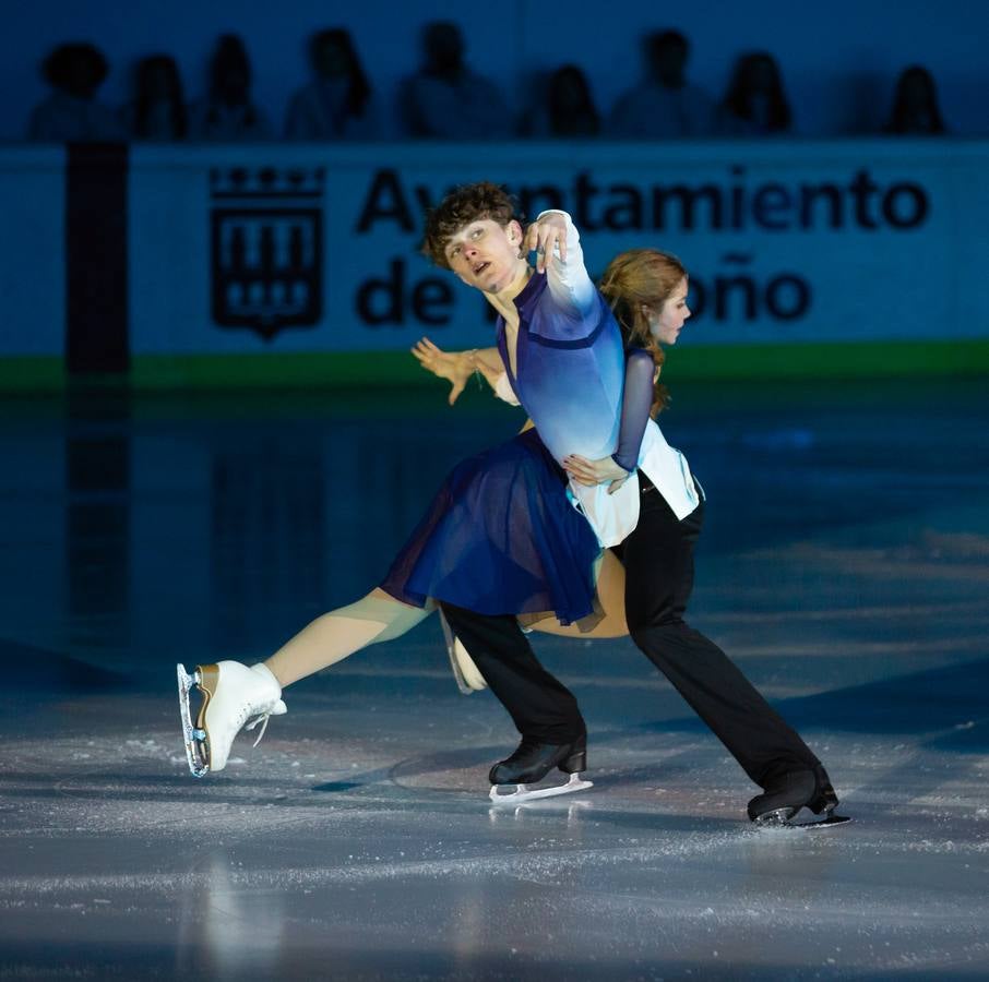 El patinador madrileño llenó Lobete para su exhibición de despedida.