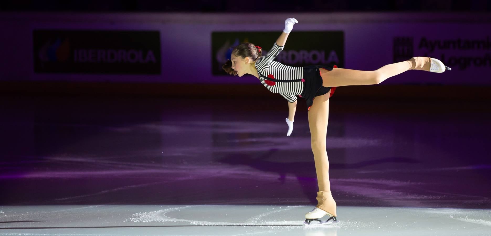El patinador madrileño llenó Lobete para su exhibición de despedida.