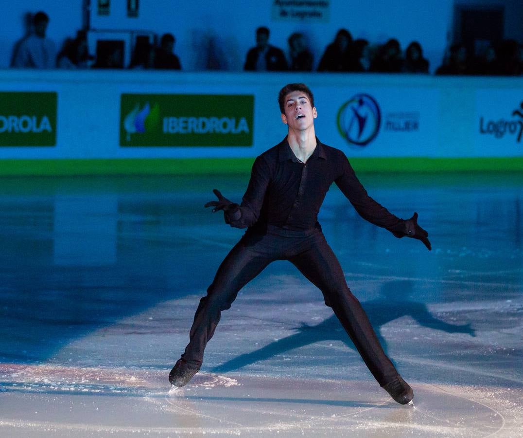 El patinador madrileño llenó Lobete para su exhibición de despedida.