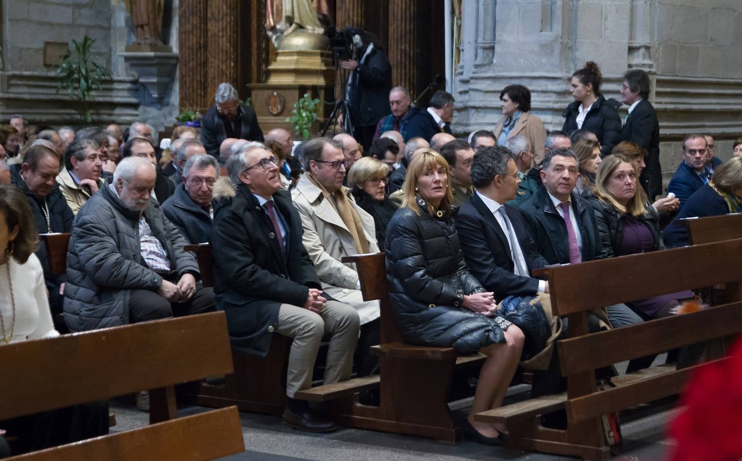 Gamarra pide amparo a la Virgen de la Esperanza para erradicar la violencia contra mujeres