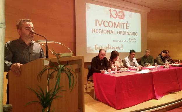 Jesús Izquierdo interviene en el último Comité Regional. 