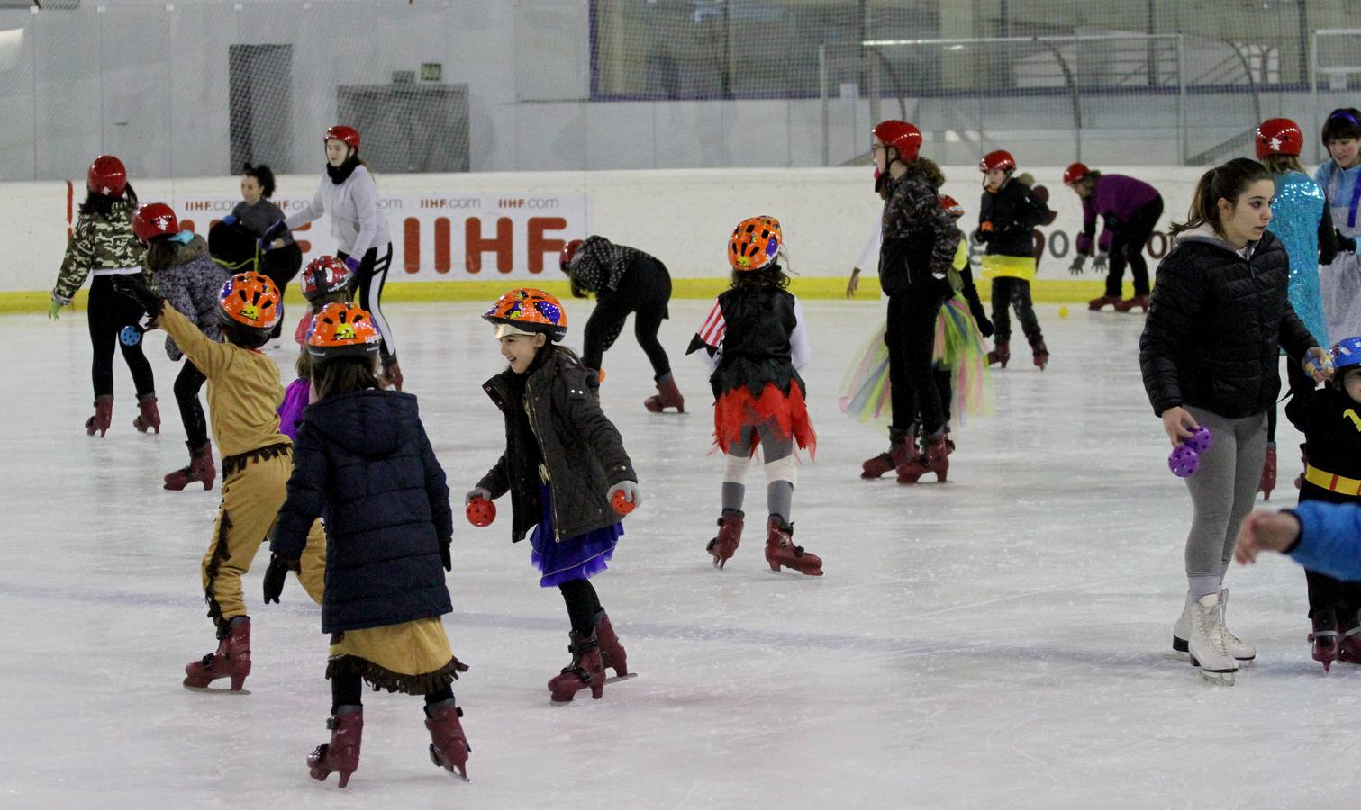 Piscinas y pista de hielo gratis en Logroño a cambio de comida