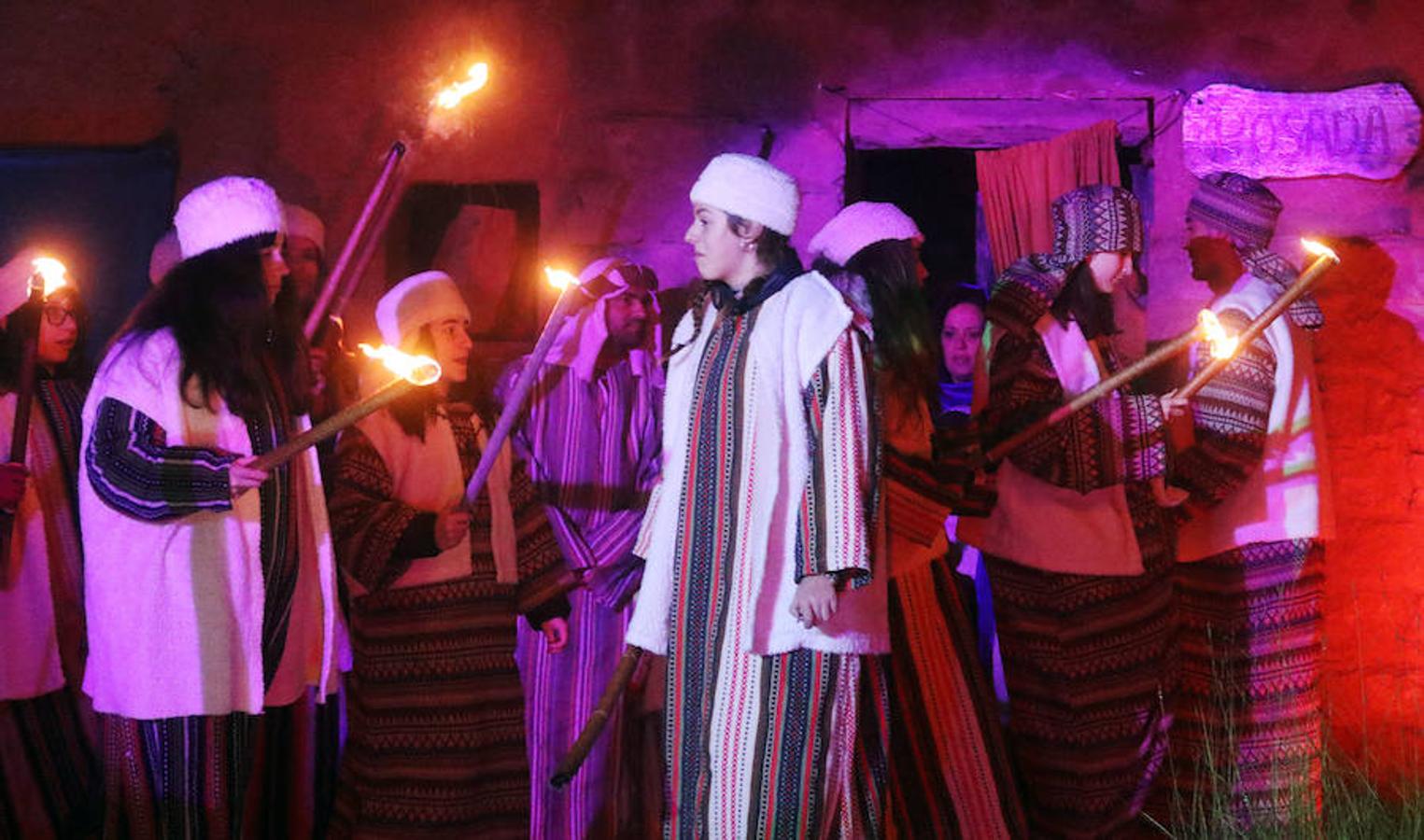 Más de 150 vecinos escenificaron en el Monte Viso el Nacimiento de Jesús, en una cita que cumple 48 años