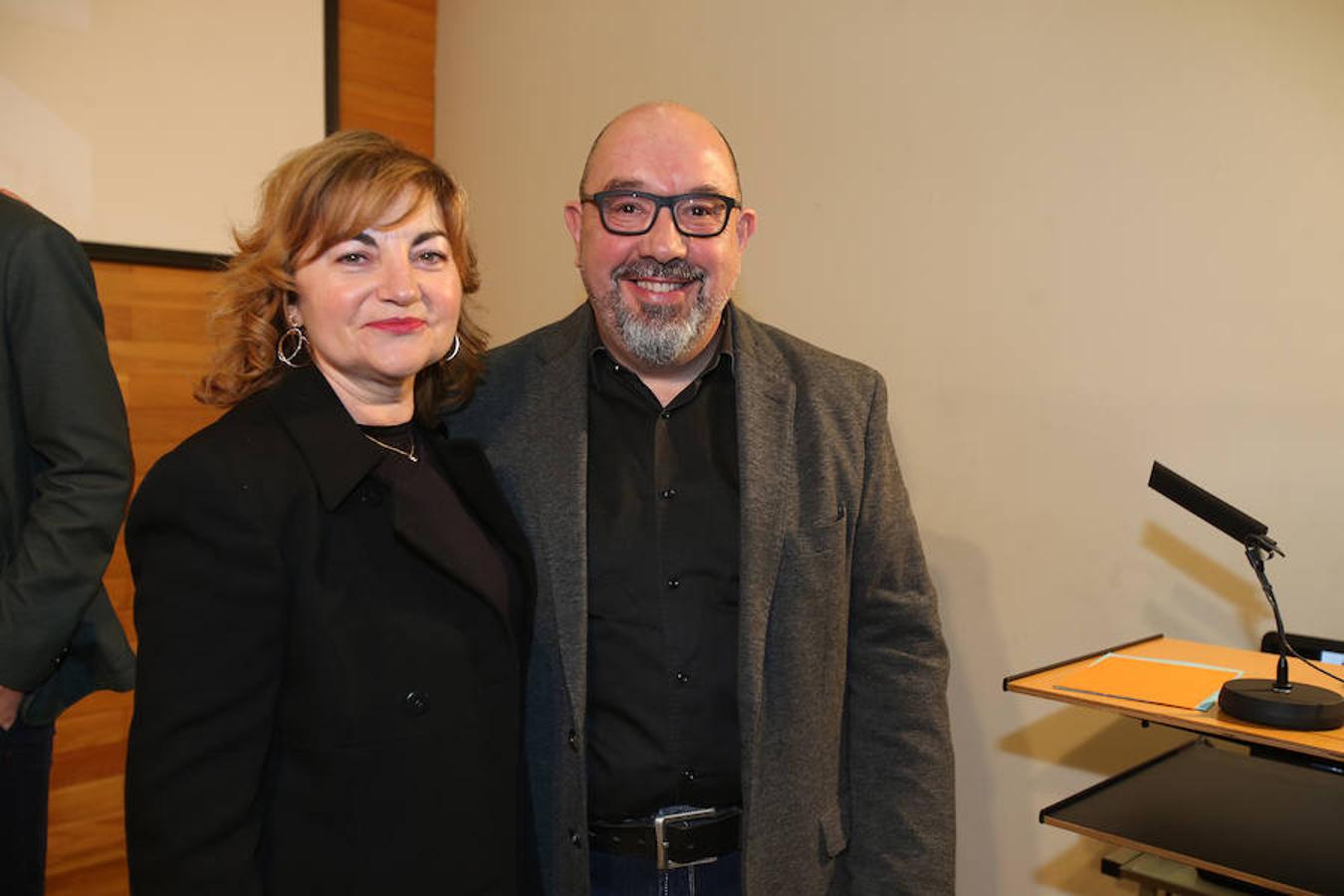 Los periodistas de Diario LA RIOJA Pablo García y Pilar Hidalgo han sido los ganadores del VI Premio José Lumbreras por sus trabajos sobre ETA y el Camero Viejo