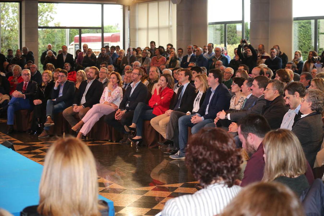 El presidente del PP presentó a José Ignacio Ceniceros y Cuca Gamarra como candidatos a presideir el Gobierno de La Rioja y la alcaldía de Logroño en el que puede catalogarse como primer acto de campaña de los populares para las elecciones del 2019