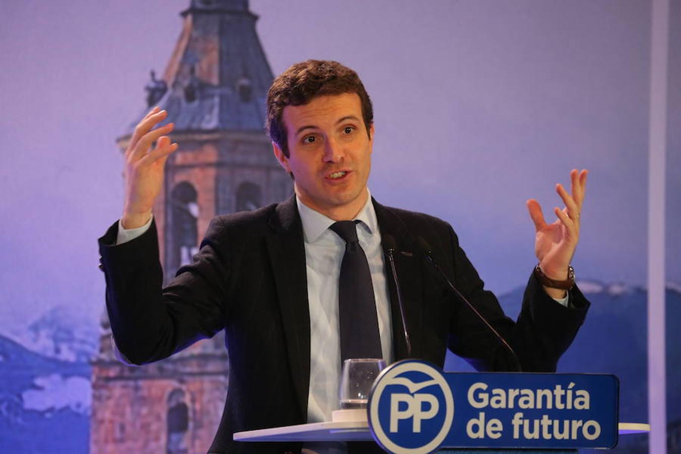 El presidente del PP presentó a José Ignacio Ceniceros y Cuca Gamarra como candidatos a presideir el Gobierno de La Rioja y la alcaldía de Logroño en el que puede catalogarse como primer acto de campaña de los populares para las elecciones del 2019